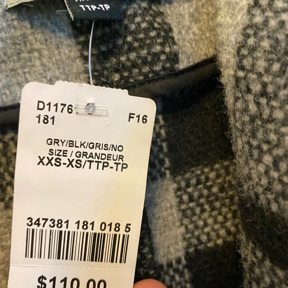 🎉HP🎉 BNWT le Chateau jacket - Picture 2 of 5